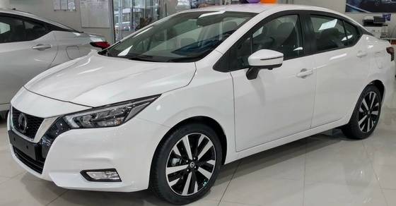 NISSAN VERSA 1.6 16V FLEX EXCLUSIVE XTRONIC